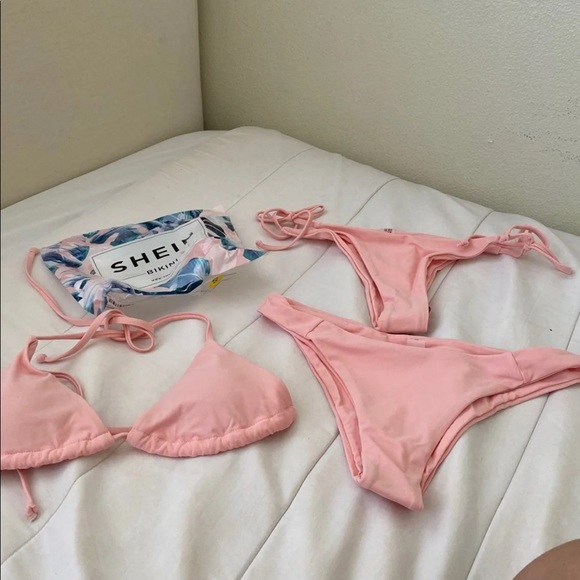 Shein bundle - Picture 3 of 4